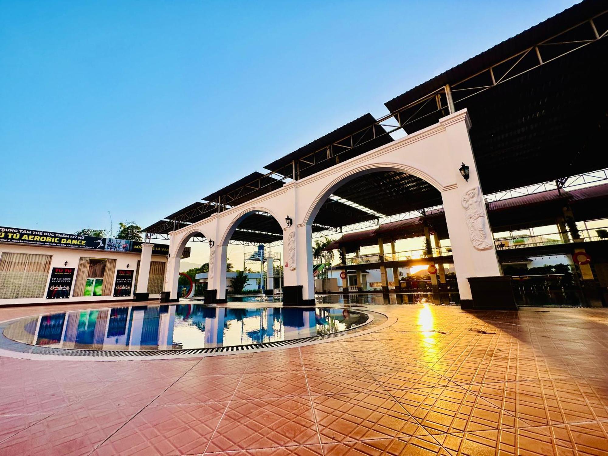 Rong Vang Resort Tri Ton Экстерьер фото